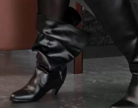 请教下大神，平ノ兼光的靴子和衣服是用什么软件做到这样的？_DAZ3D下载站